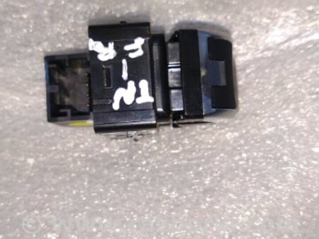 ФОТО Кнопка стеклоподъемника для Audi (Ауди) A3 III 8V (12-20) Київ