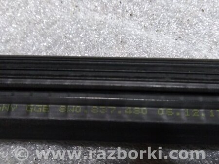 ФОТО Уплотнитель стекла двери для Audi (Ауди) A4 V B9 - 8W (2015-) Київ