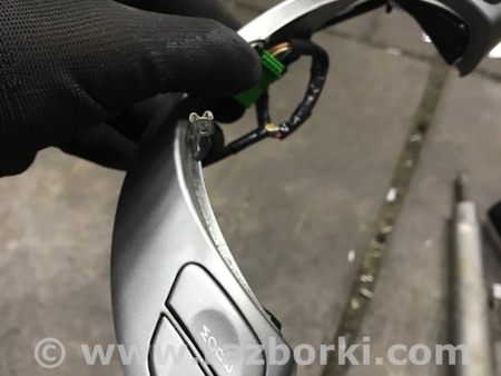 ФОТО Кнопки руля для Subaru Tribeca Киев