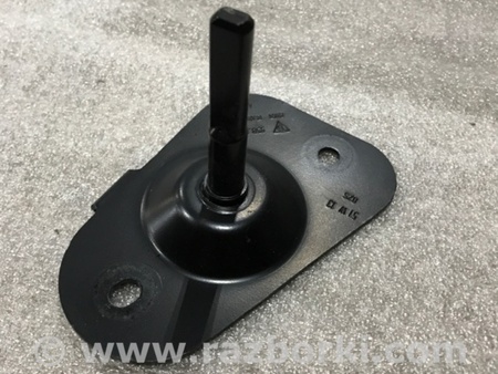 ФОТО Кронштейн для Porsche Macan I 95B +FL (13-18) Київ