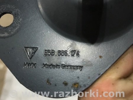 ФОТО Кронштейн для Porsche Macan I 95B +FL (13-18) Київ