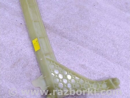 ФОТО Направляющая стекла двери для Audi (Ауди) A4 V B9 - 8W (2015-) Київ