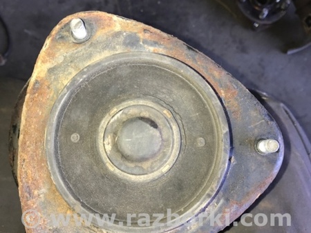 ФОТО Опора стойки передняя правая для Subaru Forester SG Киев
