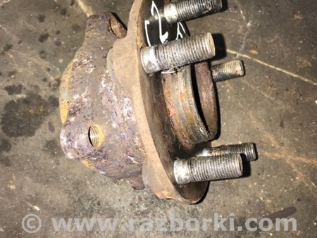 ФОТО Ступица передняя правая для Subaru Impreza GD/GG Киев
