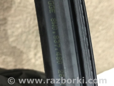 ФОТО Уплотнитель стекла двери для Audi (Ауди) A4 V B9 - 8W (2015-) Київ