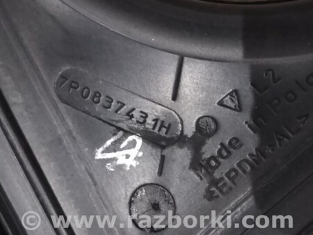 ФОТО Уплотнитель стекла двери для Porsche Cayenne II 958 E2/92A (10-14) Київ