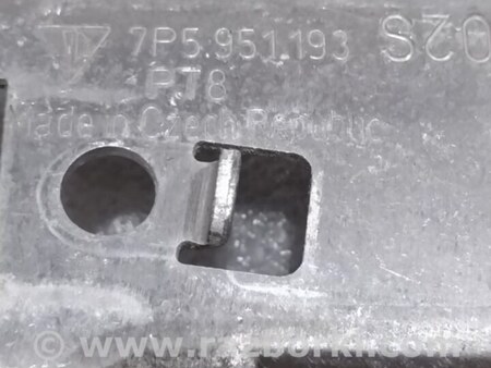 ФОТО Кронштейн для Porsche Cayenne II 958 E2/92A (10-14) Київ