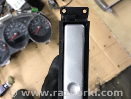 ФОТО Подстаканник передний для Subaru Forester SG Киев