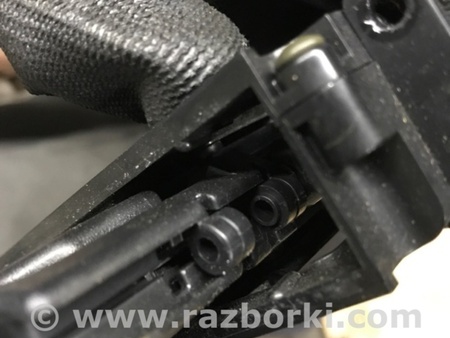 ФОТО Подстаканник передний для Subaru Forester SG Киев