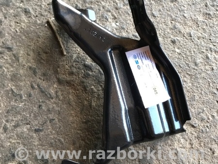 ФОТО Кронштейн для Audi (Ауди) A4 V B9 - 8W (2015-) Київ