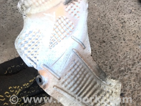 ФОТО Тепловой экран для Porsche Macan I 95B +FL (13-18) Київ