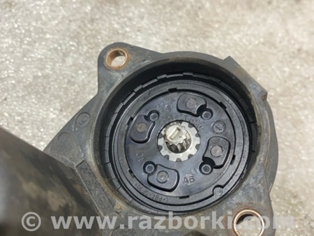 ФОТО Моторчик стояночного тормоза для Audi (Ауди) A4 V B9 - 8W (2015-) Київ