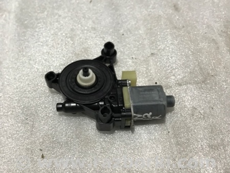 ФОТО Мотор стеклоподъемника для Audi (Ауди) A4 V B9 - 8W (2015-) Київ