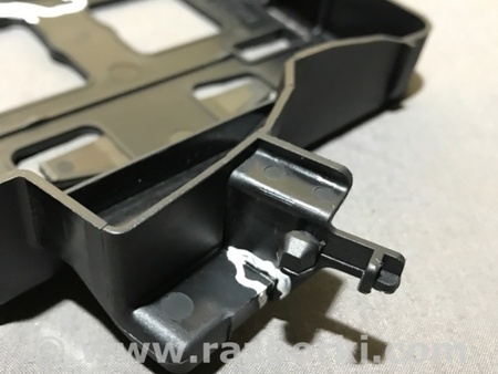 ФОТО Кронштейн для Audi (Ауди) A4 V B9 - 8W (2015-) Київ