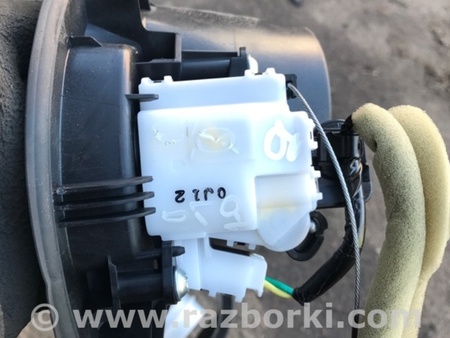 ФОТО Замок лючка бензобака для Mazda 3 BM/BN (2013-2019) (III) Киев