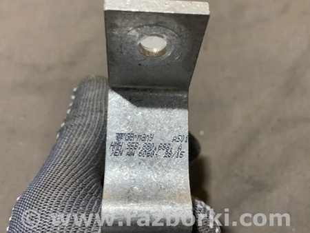 ФОТО Кронштейн для Porsche Macan I 95B +FL (13-18) Київ