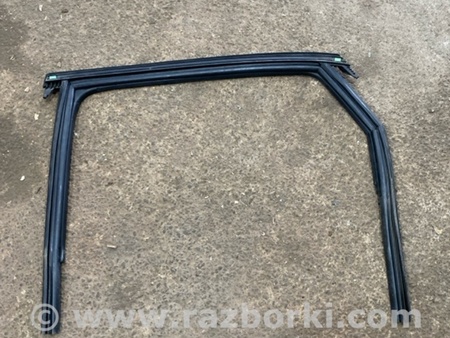 ФОТО Направляющая стекла двери для Audi (Ауди) A4 V B9 - 8W (2015-) Київ