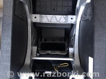 ФОТО Кронштейн для Audi (Ауди) A4 B8 - 8K2, 8K5 (08.2007-11.2015) Киев
