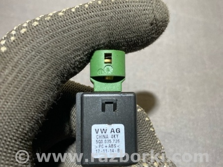 ФОТО Розетка для Audi (Ауди) A4 V B9 - 8W (2015-) Київ