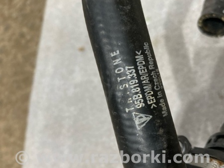 ФОТО Патрубок системы охлаждения для Porsche Macan I 95B +FL (13-18) Київ