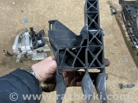 ФОТО Кронштейн для Audi (Ауди) A6 C7 4G (11-18) Київ