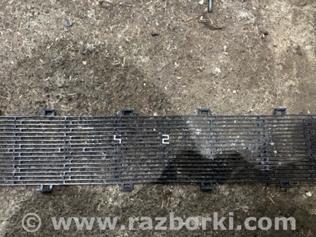 ФОТО Решетка вентиляционная для Audi (Ауди) A6 C7 4G (11-18) Київ