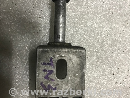 ФОТО Кронштейн для Audi (Ауди) A3 8V1, 8VA, 8V7, 8VS (03.2012-...) Киев