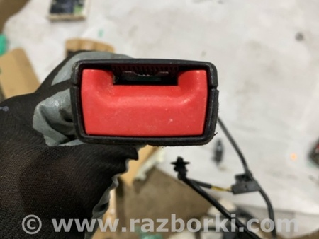 ФОТО Замок ремня безопасности для Porsche Macan I 95B +FL (13-18) Київ