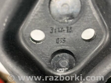 ФОТО Кронштейн замка двери для Porsche Macan I 95B +FL (13-18) Київ