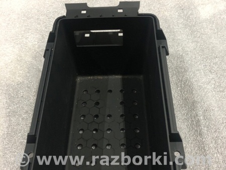 ФОТО Накладка центральной консоли для Audi (Ауди) A3 III 8V (12-20) Київ