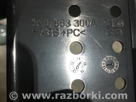 ФОТО Накладка центральной консоли для Audi (Ауди) A3 III 8V (12-20) Київ