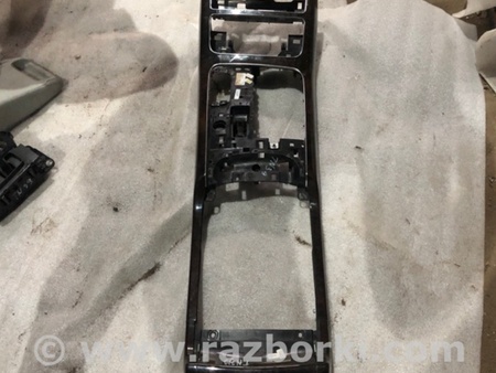 ФОТО Накладка центральной консоли для Audi (Ауди) A8 III D4 4H (09-17) Київ