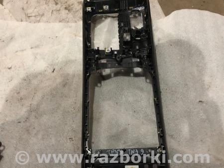 ФОТО Накладка центральной консоли для Audi (Ауди) A8 III D4 4H (09-17) Київ