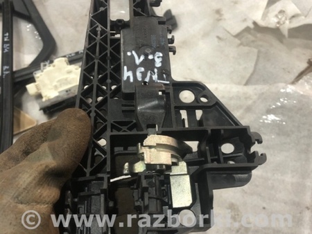 ФОТО Кронштейн замка двери для Audi (Ауди) A6 C7 4G (11-18) Київ