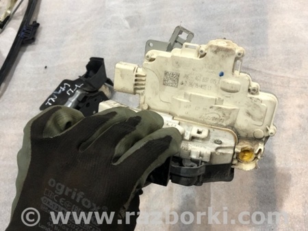 ФОТО Замок боковой двери для Porsche Macan I 95B +FL (13-18) Київ