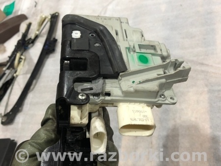 ФОТО Замок боковой двери для Porsche Macan I 95B +FL (13-18) Київ