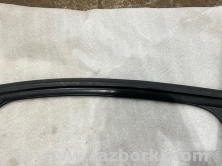 ФОТО Уплотнитель стекла двери для Audi (Ауди) A8 III D4 4H (09-17) Київ