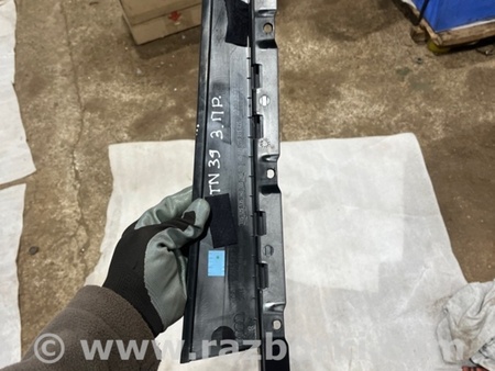 ФОТО Направляющая стекла двери для Audi (Ауди) A8 III D4 4H (09-17) Київ