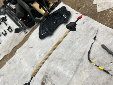 ФОТО Замок боковой двери для Audi (Ауди) A8 III D4 4H (09-17) Київ