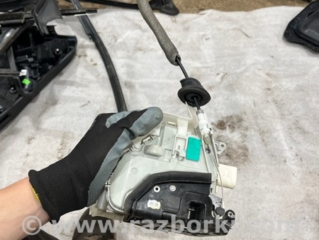 ФОТО Замок боковой двери для Audi (Ауди) A6 C7 4G (11-18) Київ