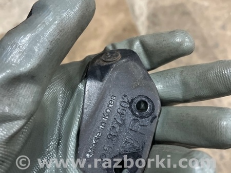 ФОТО Крепление амортизатора для Porsche Cayenne II 958 E2/92A (10-14) Київ