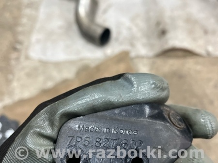 ФОТО Крепление амортизатора для Porsche Cayenne II 958 E2/92A (10-14) Київ