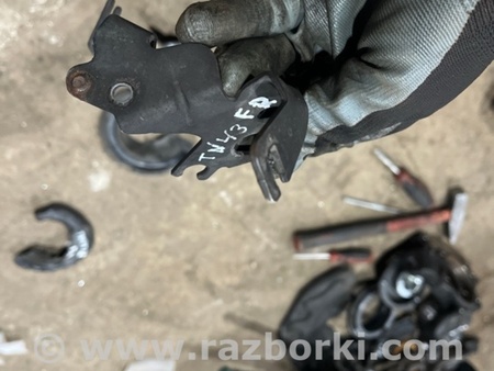 ФОТО Кронштейн для Volkswagen Atlas/Teramont I +1 рест (17-23) Київ