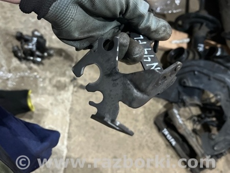 ФОТО Кронштейн для Volkswagen Atlas/Teramont I +1 рест (17-23) Київ