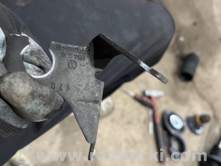 ФОТО Кронштейн для Volkswagen Atlas/Teramont I +1 рест (17-23) Київ