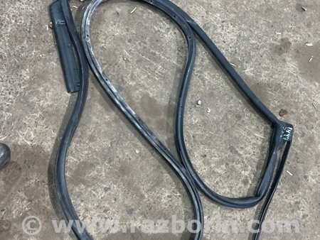 ФОТО Уплотнительная резинка боковой двери для Subaru Crosstrek 3 GU (2022-) Київ