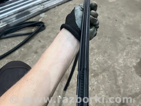 ФОТО Уплотнительная резинка боковой двери для Subaru Crosstrek 3 GU (2022-) Київ