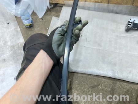 ФОТО Направляющая стекла двери для Subaru Crosstrek 3 GU (2022-) Київ