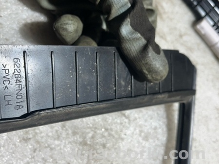 ФОТО Уплотнитель стекла двери для Subaru Crosstrek 3 GU (2022-) Київ