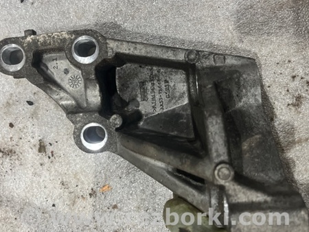 ФОТО Кронштейн для Ford Explorer V U502 (10-19) Київ